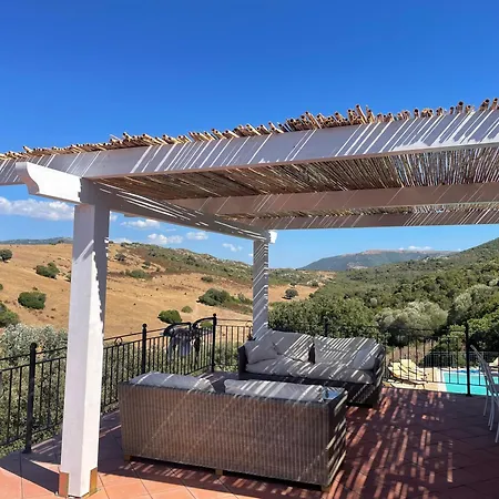 Cabu Abbas - Breathtaking Country Villa *