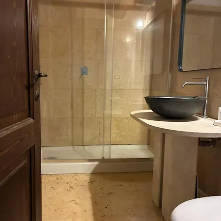 Cabu Abbas - Breathtaking Country Villa