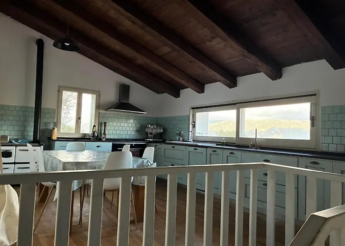 Willa Cabu Abbas - Breathtaking Country